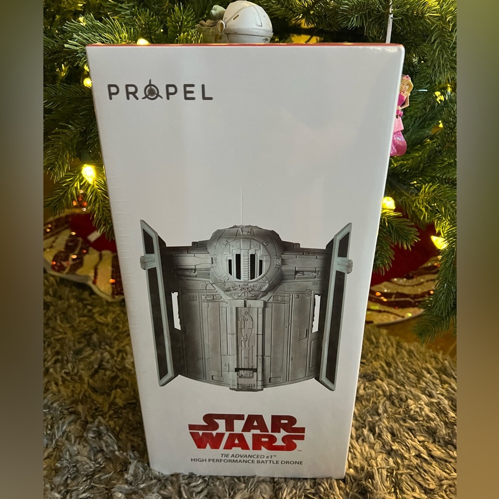 PROPEL Star Wars TIE Advanced X1 Battle Drone - Picture 2 of 5